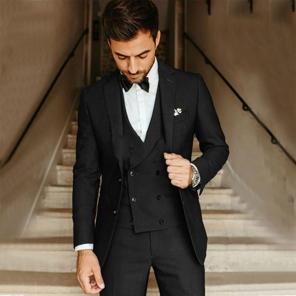Męski Elegancki Garnitur – Stylowy Trzyczęściowy Smoking