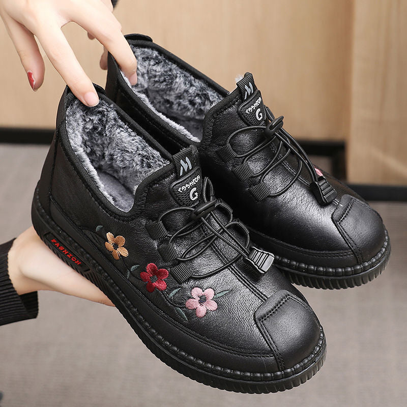Ciepłe damskie skórzane buty – haftowany kwiatowy styl sznurowany