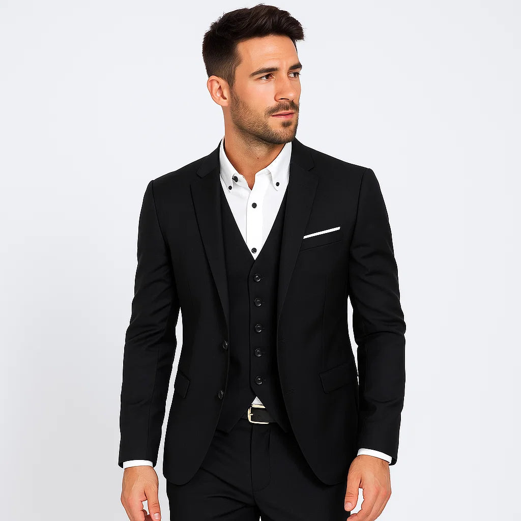 Klasyczny Garnitur Męski – Slim Fit do Biura